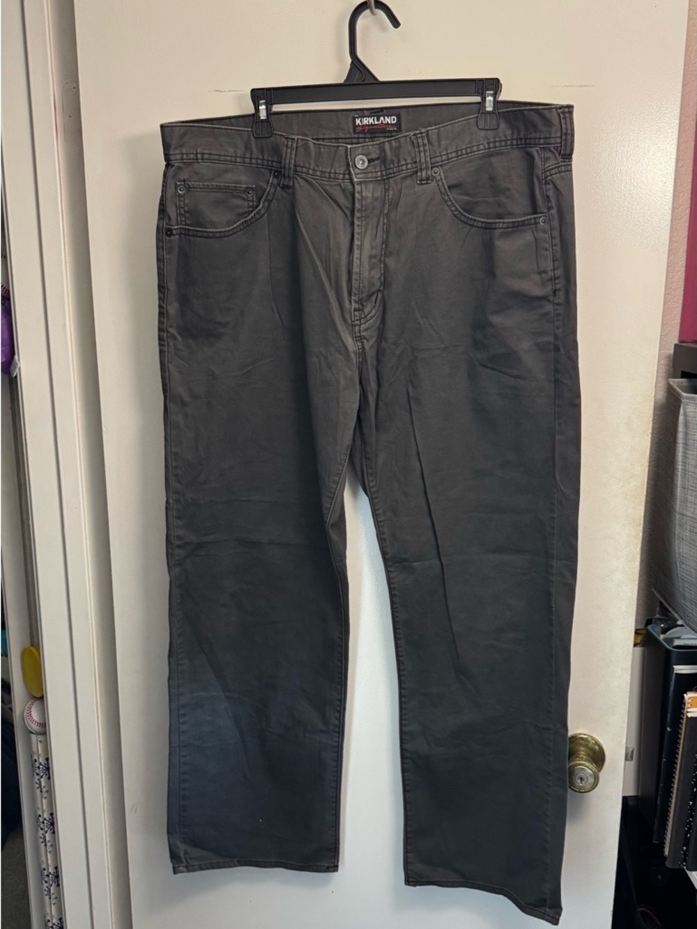 Kirkland Signature Men’s Charcoal Straight-Leg Jeans